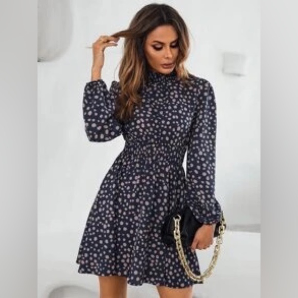 Never worn, navy blue Shein dress, good quality, size small